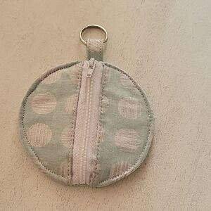 Unisex coin pouch